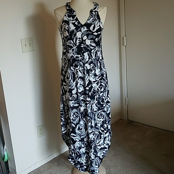 Mossimo Supply Co. Dresses & Skirts - *final sale* floral sleeveless maxi